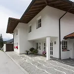 Am Sonnweg Seefeld in Tirol