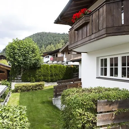 Am Sonnweg Seefeld in Tirol